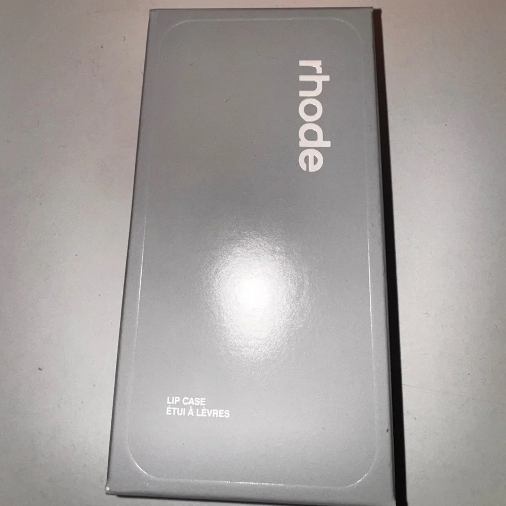 RHODE Lip Case in Silver- BRAND NEW
